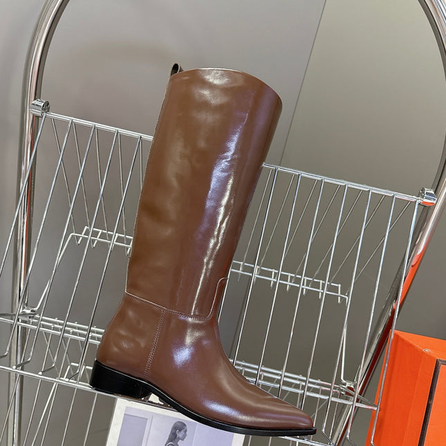 HM 25S POINTED-TOE KNEE-HIGH BOOTS IN BROWN GLOSSY LAMBSKIN