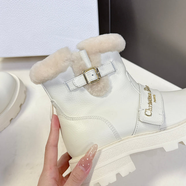 DIORALPS ANKLE BOOTS 25S IN WHITE LAMBSKIN AND BEIGE WOOL WITH GOLD HARDWARE