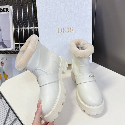 DIORALPS ANKLE BOOTS 25S IN WHITE LAMBSKIN AND BEIGE WOOL WITH GOLD HARDWARE
