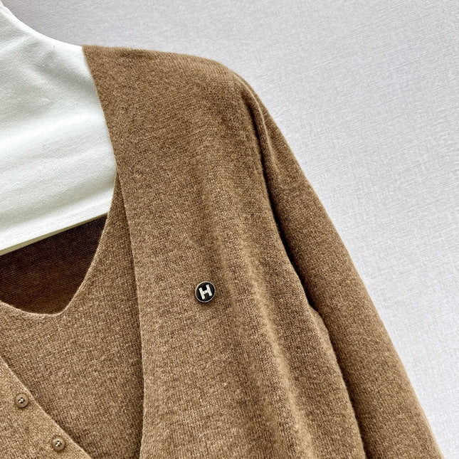 HERMES 25S V-NECK SWEATER 246