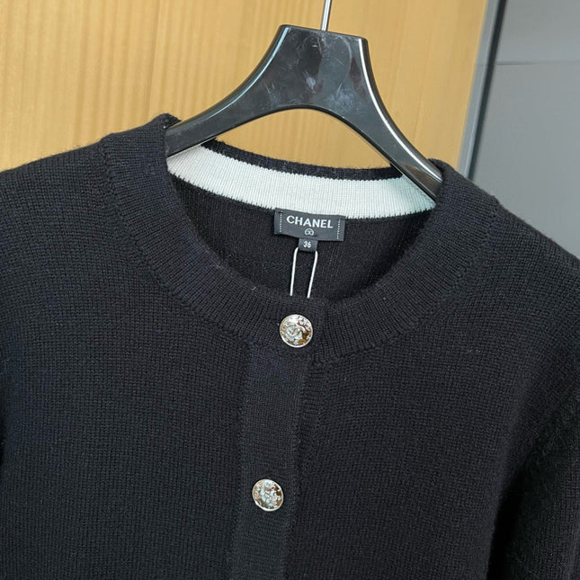 CHANEL 25S CARDIGAN STYLE 193
