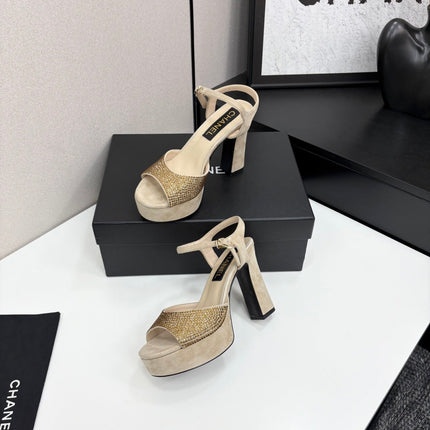 CC HEEL SANDAL 25S IN BEIGE SUEDE WITH CRYSTAL