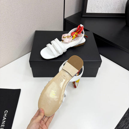 CC SANDAL 25S IN WHITE LAMBSKIN WITH SILK BOW