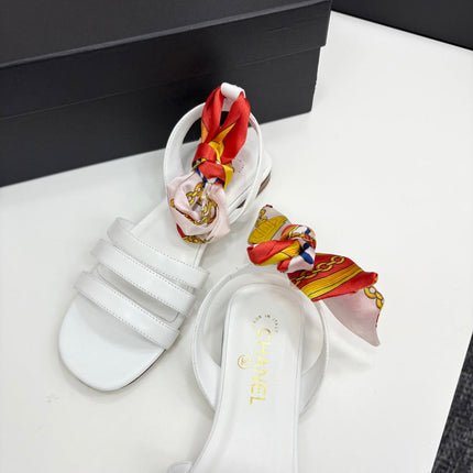 CC SANDAL 25S IN WHITE LAMBSKIN WITH SILK BOW