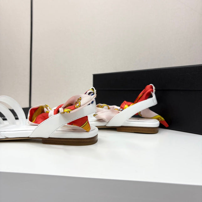 CC SANDAL 25S IN WHITE LAMBSKIN WITH SILK BOW