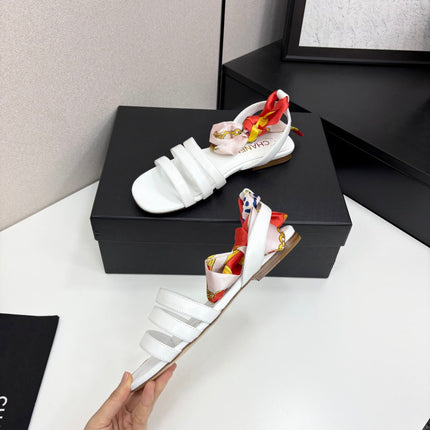 CC SANDAL 25S IN WHITE LAMBSKIN WITH SILK BOW