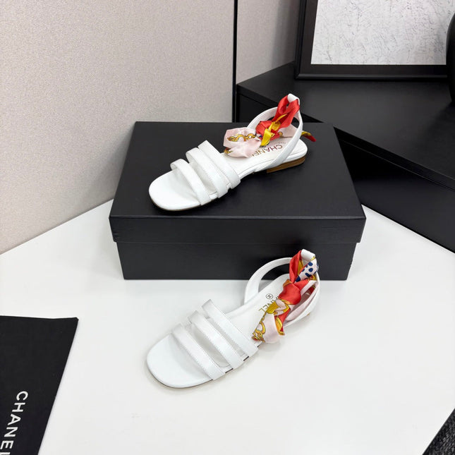 CC SANDAL 25S IN WHITE LAMBSKIN WITH SILK BOW