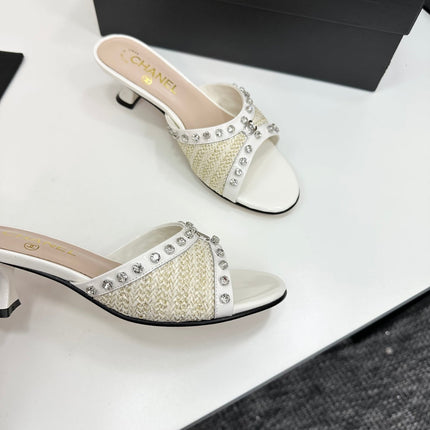 CC HIGH HEEL 25S 50 MM IN WHITE RAFFIA AND CALFSKIN WITH CRYSTALS