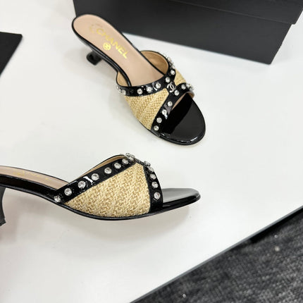 CC HIGH HEEL 25S 50 MM IN BEIGE RAFFIA AND BLACK CALFSKIN WITH CRYSTALS