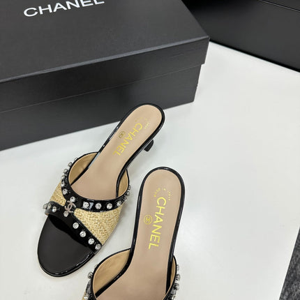 CC HIGH HEEL 25S 50 MM IN BEIGE RAFFIA AND BLACK CALFSKIN WITH CRYSTALS