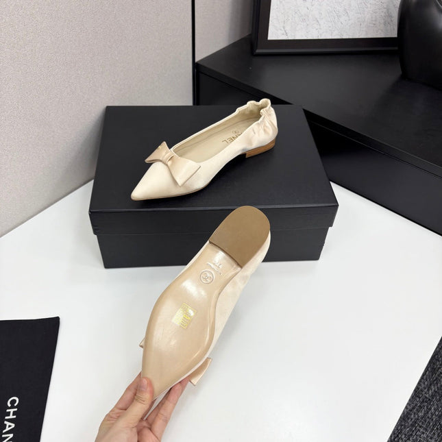 CC BALLET FLATS 25S IN LIGHT BEIGE SATIN WITH BOW