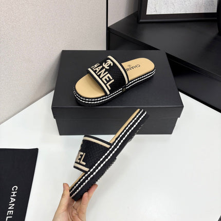 CC SLIDE SANDALS 25S IN BEIGE CALFSKIN MIX BLACK FABRIC