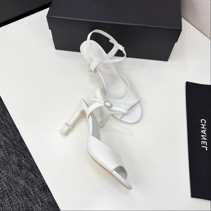 CC HIGH SANDAL 25S 80 MM IN WHITE CALFSKIN WITH PEARL DETAILS