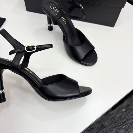 CC HIGH SANDAL 25S 80 MM IN BLACK CALFSKIN WITH PEARL DETAILS