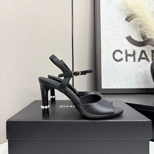 CC HIGH SANDAL 25S 80 MM IN BLACK CALFSKIN WITH PEARL DETAILS