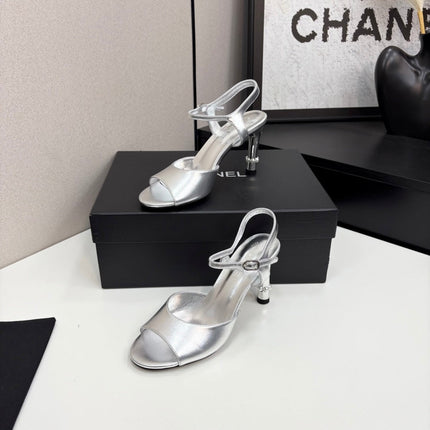 CC HIGH SANDAL 25S 80 MM IN SILVER CALFSKIN WITH PEARL DETAILS