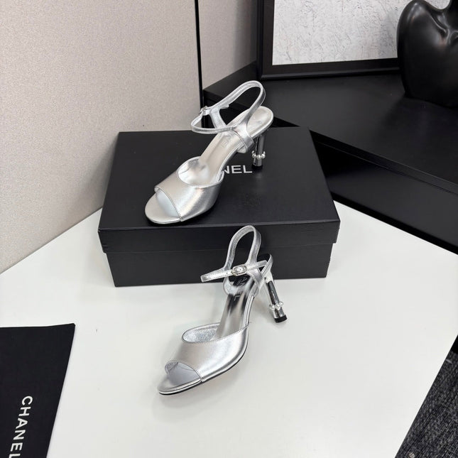 CC HIGH SANDAL 25S 80 MM IN SILVER CALFSKIN WITH PEARL DETAILS