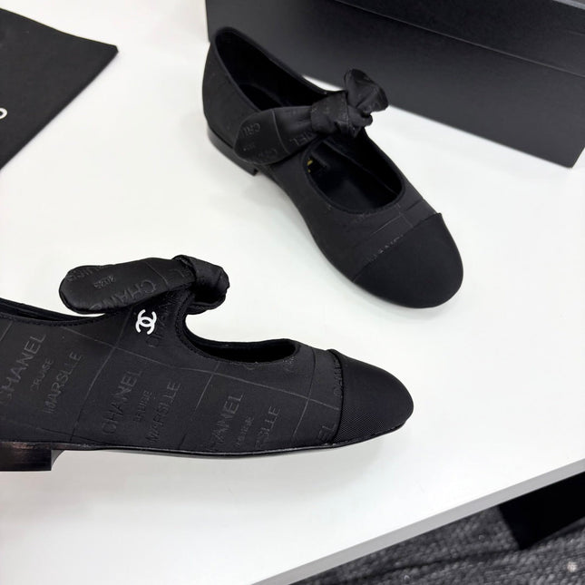CC BALLET FLATS 25S IN BLACK FABRIC WITH BOW
