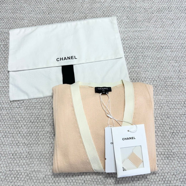 CHANEL CARDIGAN STYLE 93