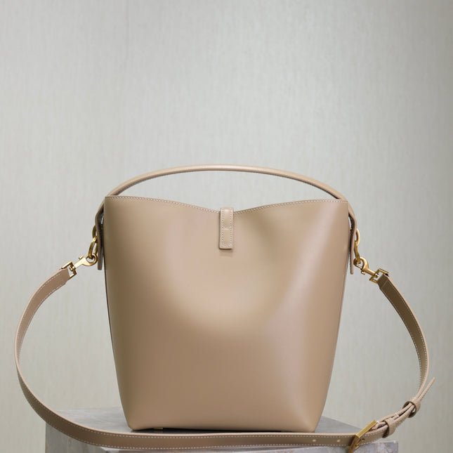 YSL 25S LE 5 À 7 BUCKET 26 IN NUDE CALFSKIN GOLD HARDWRE