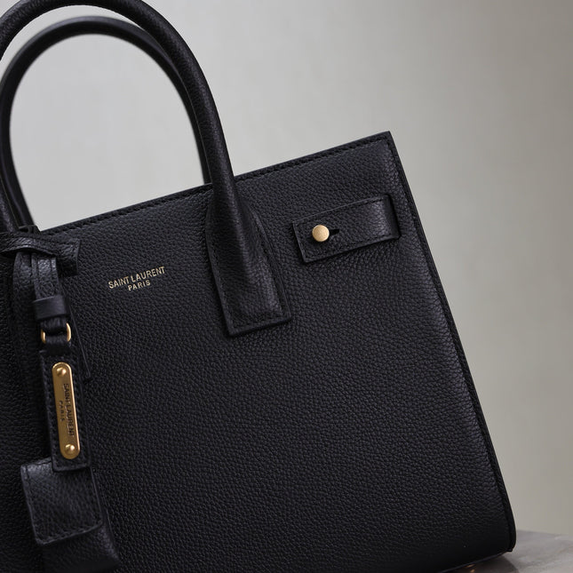 YSL 25S SAC DE JOUR MM 26 IN BLACK SUPPLE GRAINED CALFSKIN GOLD HARDWRE