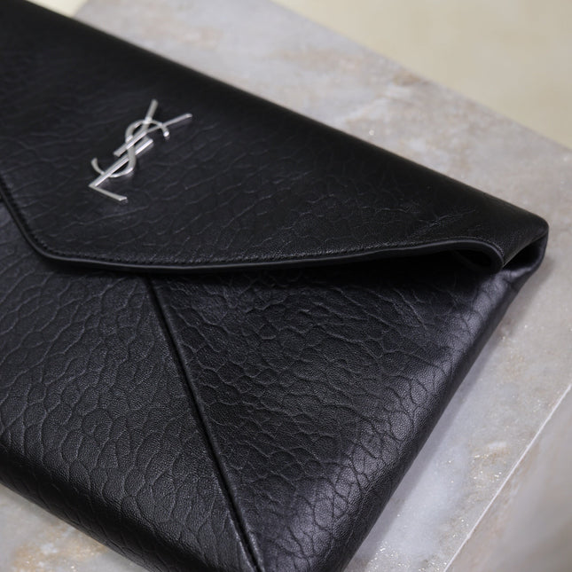 YSL 25S CASSANDRE LARGE ENVELOPE POUCH 29 IN BLACK CALFSKIN GRAY HARDWRE