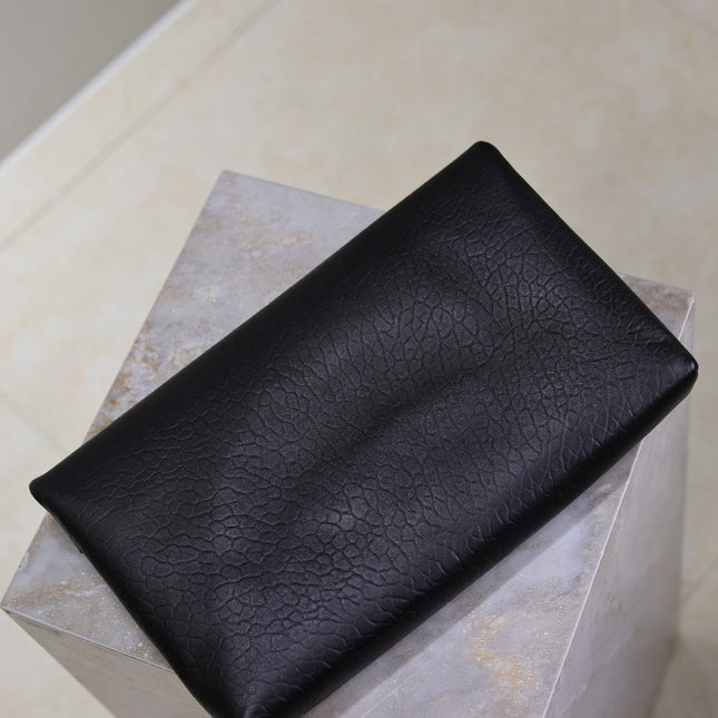 YSL 25S CASSANDRE LARGE ENVELOPE POUCH 29 IN BLACK CALFSKIN GRAY HARDWRE
