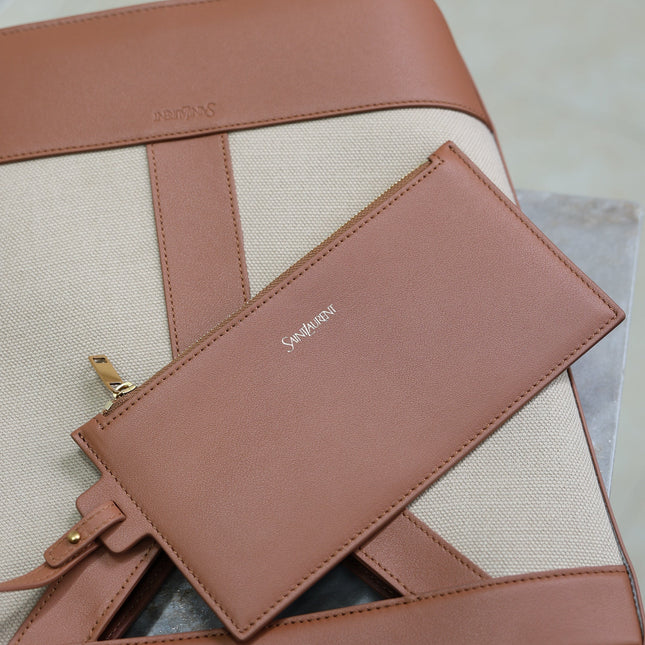 YSL 25S Y SMALL BUCKET 29 IN DESERT DUST AND BRICK CANVAS GOLD HARDWRE