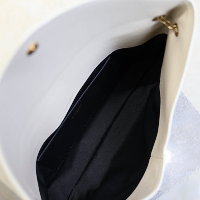 YSL 25S CASSANDRE ENVELOPE MESSENGER 35 IN BLANC VINTAGE LAMBSKIN GOLD HARDWRE