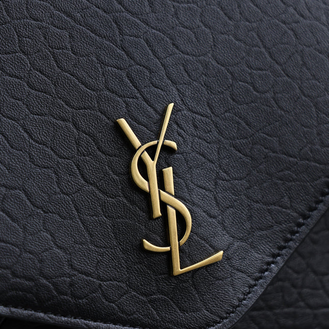 YSL 25S CASSANDRE ENVELOPE MESSENGER 35 IN BLACK LAMBSKIN GOLD HARDWRE
