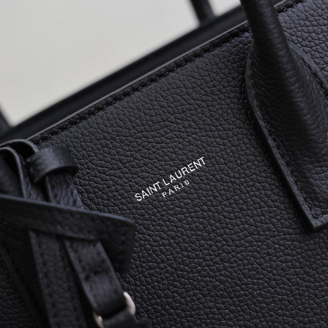 YSL 25S SAC DE JOUR MM 26 IN BLACK GRAINED CALFSKIN SILVER HARDWRE