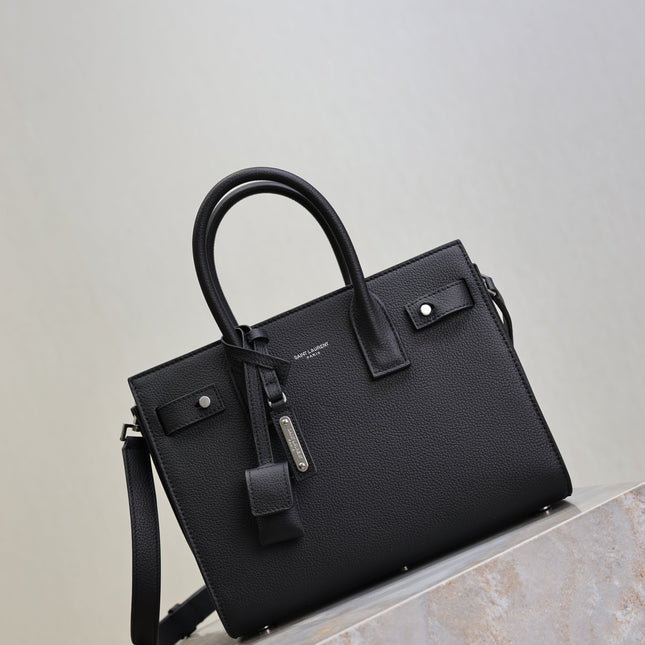 YSL 25S SAC DE JOUR MM 26 IN BLACK GRAINED CALFSKIN SILVER HARDWRE