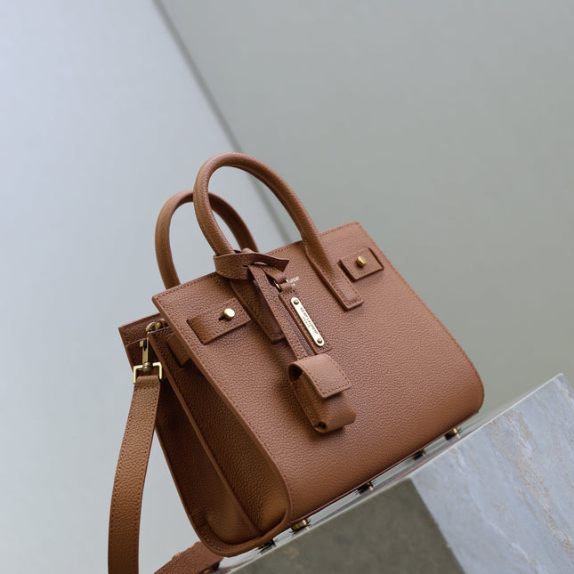 YSL 25S SAC DE JOUR MM 26 IN CHESTNUT BROWN SUPPLE GRAINED CALFSKIN