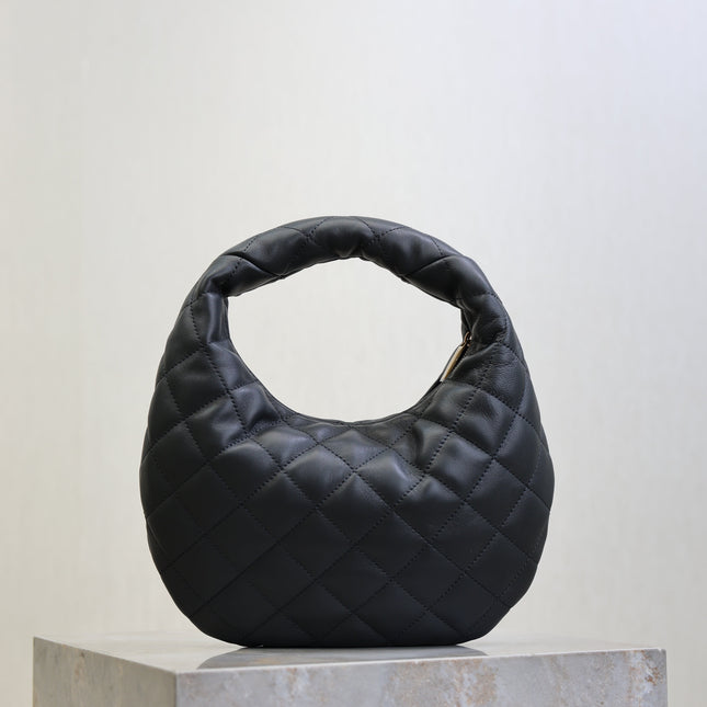 YSL 25S ICARINO 17 IN BLACK QUILTED CALFSKIN GOLD HARDWRE