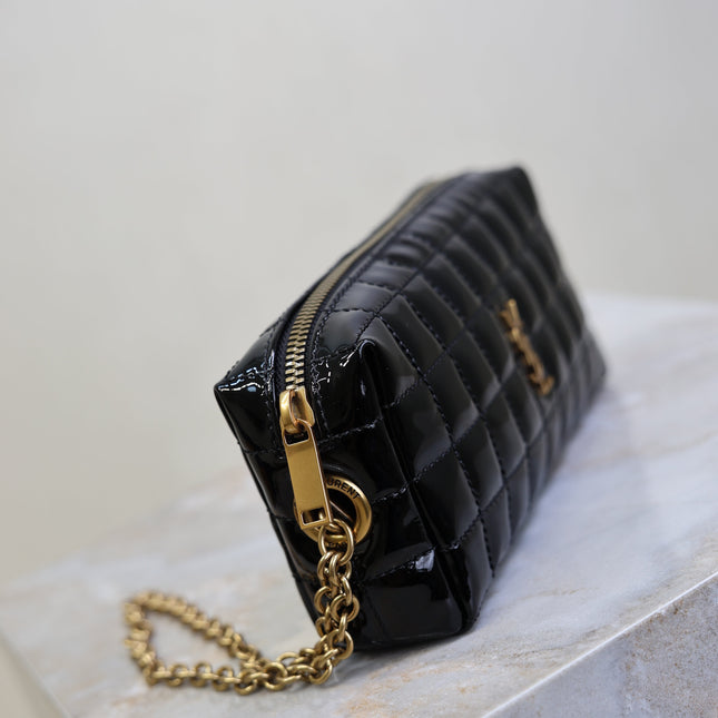 YSL 25S CASSANDRE MATELASSÉ CARRÉ POUCH ON CHAIN 18 IN BLACK SHINY CALFSKIN