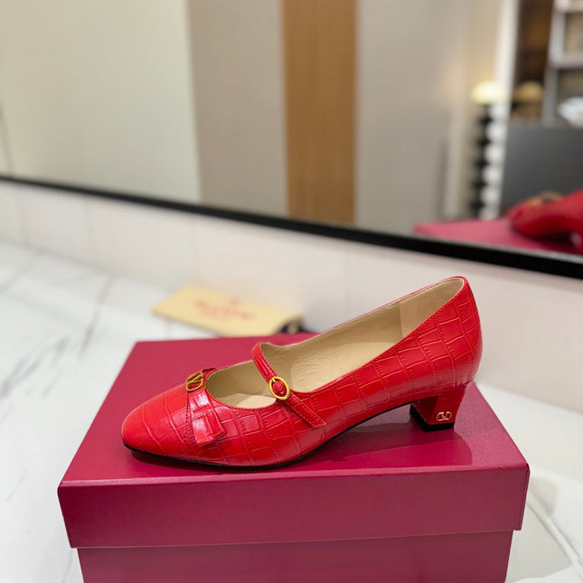 VLTN VLOGO SIGNATURE ROUND-TOE HEELS 25S IN RED LAMBSKIN SNAKE-EMBOSSED