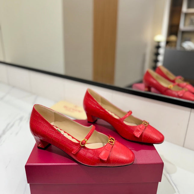 VLTN VLOGO SIGNATURE ROUND-TOE HEELS 25S IN RED LAMBSKIN SNAKE-EMBOSSED