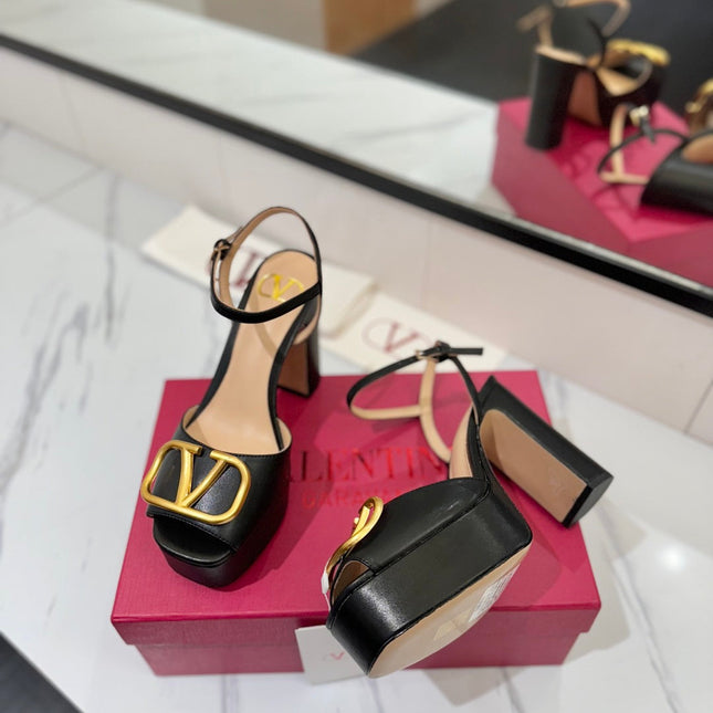 VLTN HIGH SANDAL 25S 115 MM IN BLACK LAMBSKIN WITH GOLD HARDWARE