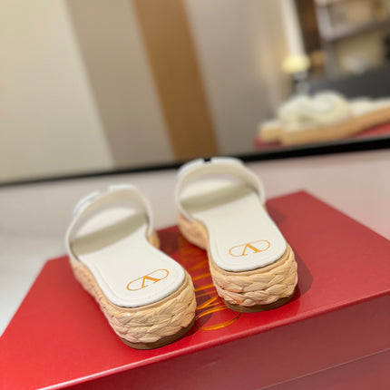 VLTN ESPADRILLE SLIDES 25S IN WHITE LAMBSKIN STYLE 8