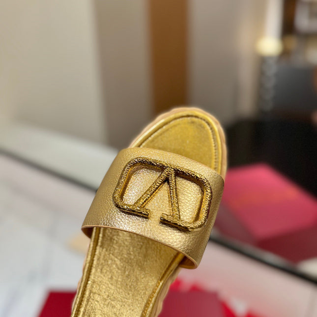 VLTN ESPADRILLE SLIDES 25S IN GOLD LAMBSKIN STYLE 1