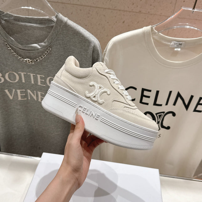 BLOCK SNEAKERS WITH EMBROIDERED TRIOMPHE IN PARCHMENT BEIGE SUEDE