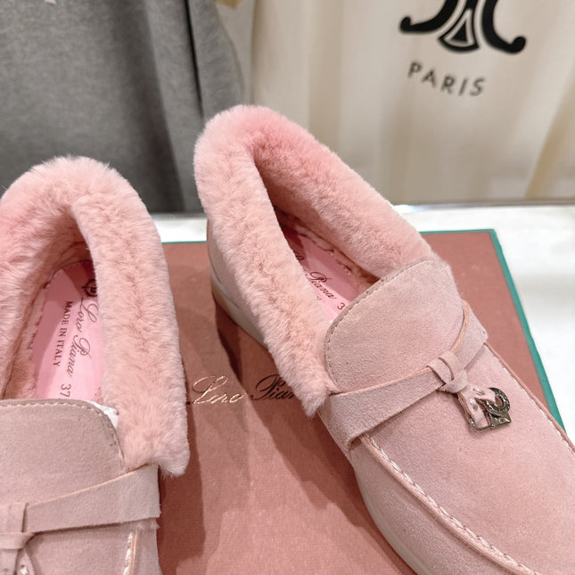 LP 25S SUMMER CHARMS WALK LOAFERS IN BABY PINK SUEDE AND FLEECE