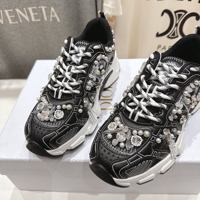 DIOR 25S SNEAKER IN BLACK LAMBSKIN AND MESH FABRIC WITH PEARL DETAILING