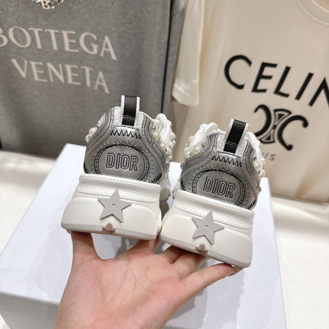 DIOR 25S SNEAKER IN SILVER LAMBSKIN AND MESH FABRIC WITH PEARL DETAILING