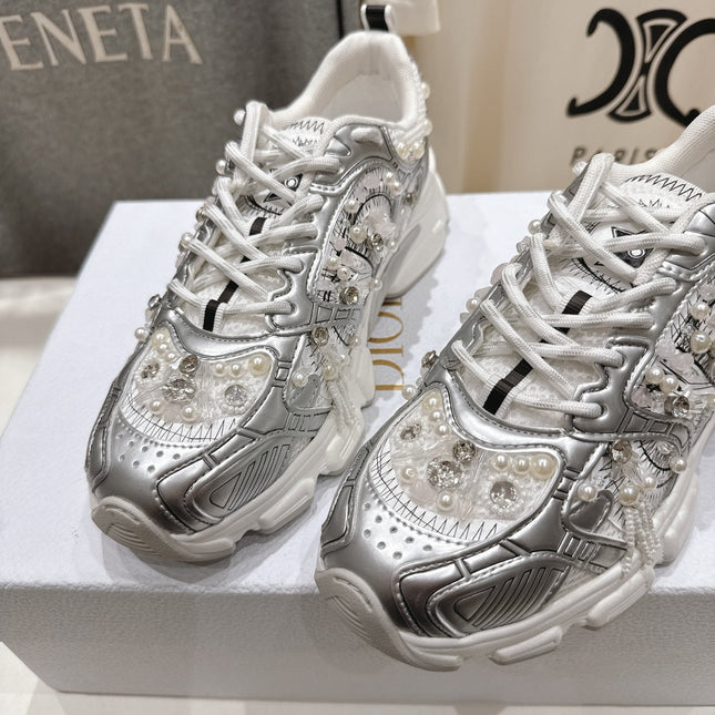 DIOR 25S SNEAKER IN SILVER LAMBSKIN AND MESH FABRIC WITH PEARL DETAILING