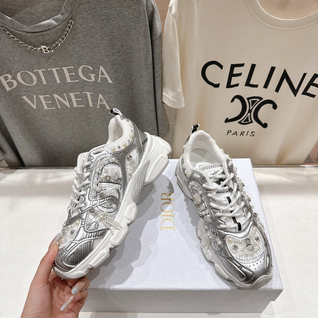 DIOR 25S SNEAKER IN SILVER LAMBSKIN AND MESH FABRIC WITH PEARL DETAILING
