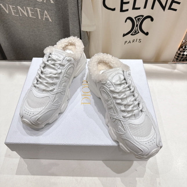 DIOR CHRONO SNEAKER 25S IN WHITE LAMBSKIN AND MESH FABRIC STYLE 11