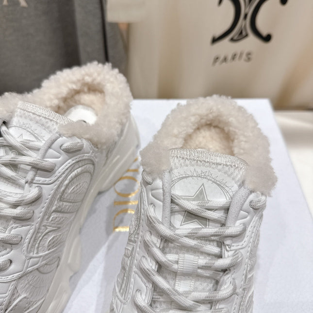 DIOR CHRONO SNEAKER 25S IN WHITE LAMBSKIN AND MESH FABRIC STYLE 11