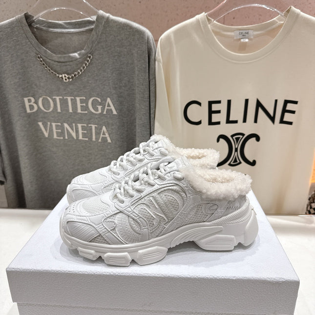 DIOR CHRONO SNEAKER 25S IN WHITE LAMBSKIN AND MESH FABRIC STYLE 11