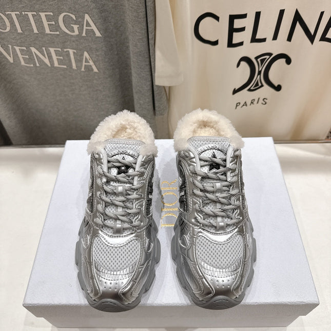 DIOR CHRONO SNEAKER 25S IN SILVER LAMBSKIN AND MESH FABRIC STYLE 10